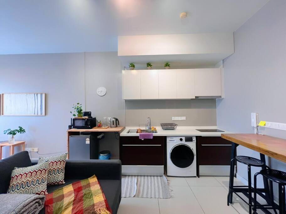 7 Pax Family Connecting Room D'Sara, Direct Link Mrt Kampung Selamat, Near Sungai Buloh & Thomson Hospital Shah Alam Exterior foto